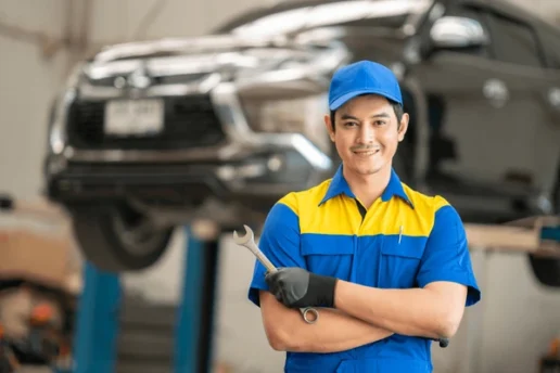 asian-man-car-service-repair-600nw-1653893461 asian-man-car-service-repair-600nw-1653893461